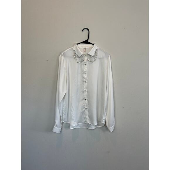 White Satin Embellished Blouse - Picture 3 of 7